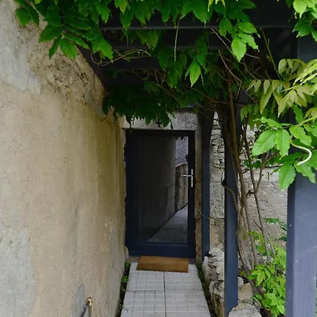 Couette-café Chez Pique-fesse D'hote 3*