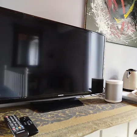 Chez Pique-fesse D'hote Couette-café