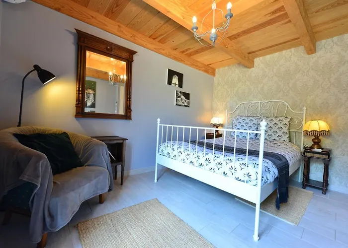 Chez Pique-fesse D'hote Alojamento de Acomodação e Pequeno-almoço Saint-Martin-L'ars